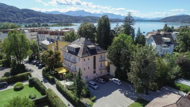 Villa Auguste Portschach am Woerthersee Exterior photo